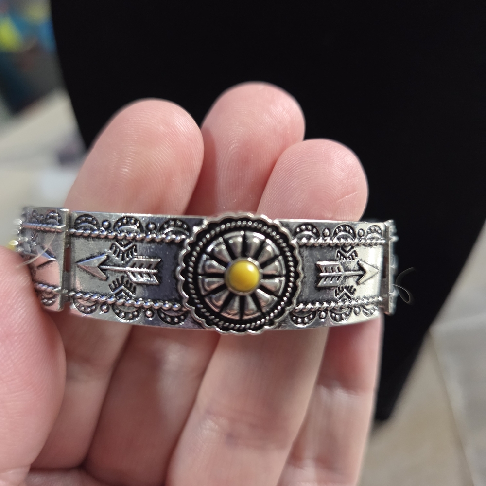 209# Paparazzi Silver and Yellow Bracelet